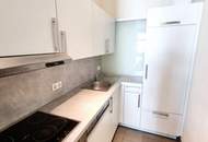 Zwischen Wiener Klassik und Naschmarkt Vibes - Ihr Zuhause mit Charme! Hofseitiger Balkon + Ruhiges Schlafzimmer! HIP und TRENDY die Gegend - Magisch schön das Altbauhaus - Ein MUST HAVE die Wohnung!