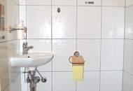 Große Dachterrasse! Lichtdurchflutete, elegante 3-Zimmer Dachgeschoßwohnung mit Garage!