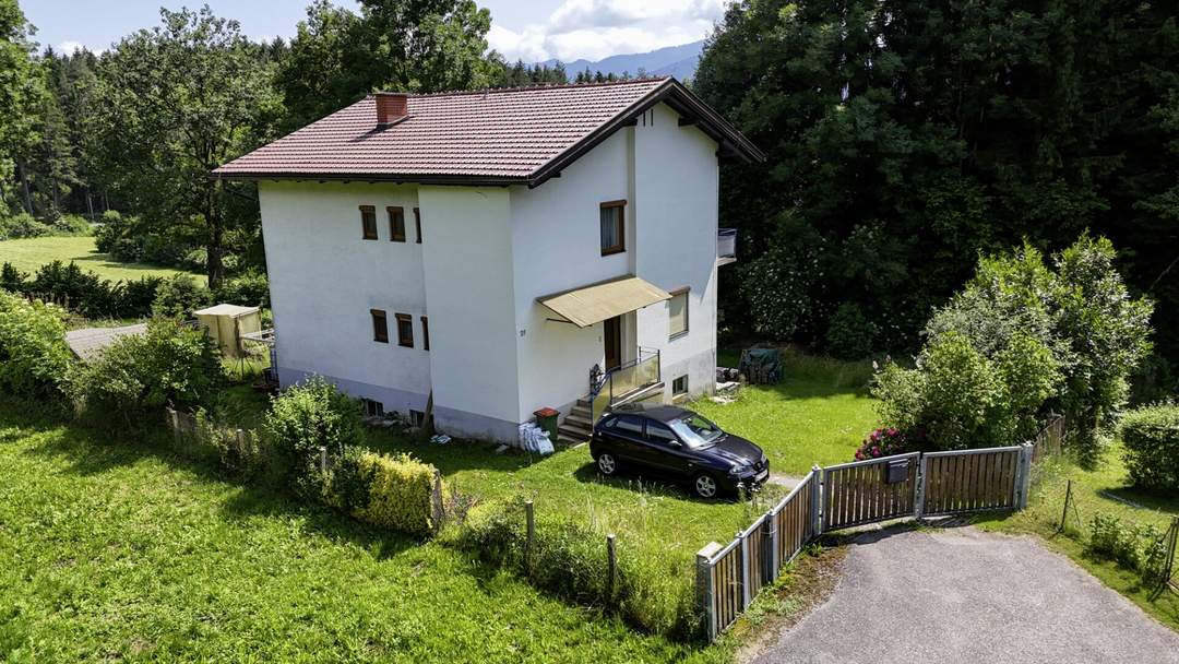 Ländliche Ruhe trifft Gestaltungsfreiheit – Haus mit großem Garten bei Ferndorf