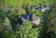 Mitten im Grünen & im Villenviertel: exklusive Gartenwohnung mit ca. 930 m² Außenfläche, beheiztem Wintergarten, Pool, Luftwärmepumpe u.v.m.!