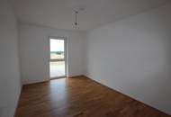 Neuwertige, sonnige 4-Zimmer Whg. mit Terrasse und Eigengarten