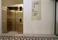 Erstbezug nach Sanierung – Repräsentatives Altbau-Büro nahe Rathaus mit Terrasse
