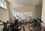 Lichtdurchflutete Dachgeschoßwohung mit Gemeinschaftsgarten