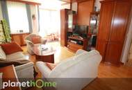 4-Zimmerwohnung, großer Gemeinschaftsgarten, 2 Garagenplätze - was will man mehr!