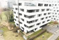 Traumblick mit 52m² Terrassenfläche!!! 4-Zimmer-Dachgeschosswohnung direkt an der U3!!!