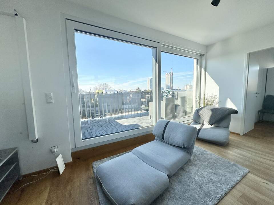 TOLLE ANLEGERWOHNUNG!! Tolle 2 Zimmerwohnung + Dachterrasse nahe der Alten Donau! VOLL MÖBLIERT + Einbauküche & Klimaanlage! U1 Alte Donau & Kagran!!