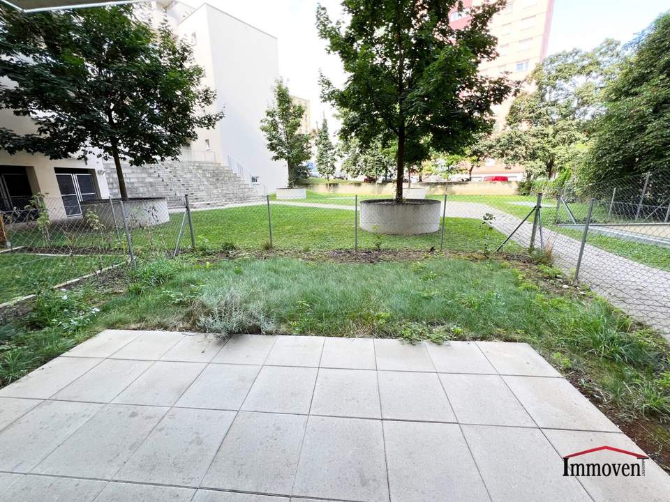 Helle 2-Zimmerwohnung mit Terrasse und Gartenanteil!