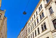 Ein Zuhause, das Geschichten erzählt - Altbaujuwel in ruhiger Lage! Traumhaft saniertes Altbauhaus + Ruhige Seitengasse + Super beliebtes Grätzl! Viel Grün + Viel Charme! Jetzt zugreifen!