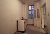 Sanierungsbedürftiger Altbau – 2 Zimmer, 59 m², großes Potenzial im 9. Bezirk