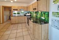 Modernes Einfamilienhaus mit Einliegerwohnung, Pool &amp; hochwertiger Ausstattung in Eggelsberg nahe Salzburg