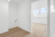 ZUM VERLIEBEN: EIN DACHGESCHOSS-TRAUM MIT BALKON - ERSTBEZUG!