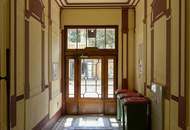 Großzügige DG Wohnung mit 2 ruhigen Südterrassen in zentraler Lage