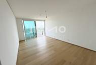 ERSTBEZUG: Grandioser Skyline Blick + Pool am Dach = exzellenter Lifestyle