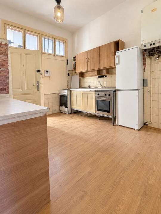 3-Zimmer-Altbauwohnung mit Gestaltungsmöglichkeiten – 1210 Wien