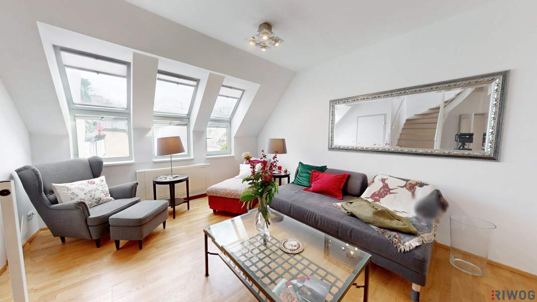 DG MIT TERRASSE // komplett möbliert, 3 Schlafzimmer