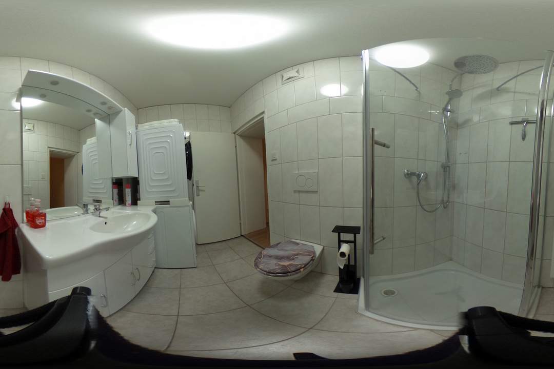 Kleines gemütliches Einfamilienhaus mit Pool