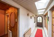 Knusperhäuschen mit gut geschnittenem Grundstück in Grünruhelage