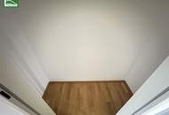 Helle Dachgeschoss-Wohnung mit West-Terrasse in ruhiger Seitengasse der Wattgasse und Hernalser Hauptstraße