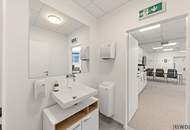 Renditeobjekt im Aufwendig Sanierten Altbau mit technischen Raffinessen und TOP-Mieter