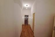 Gemütliche 2-Zimmer Wohnung mit kleiner Terrasse am Stadtplatz 16,