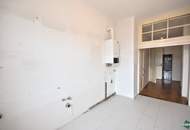 Schöner 2-Zimmer-Altbau mit hofseitigem Schlafzimmer und Balkon