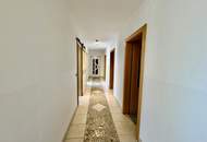 GROSSZÜGIGE VILLA IN BOCKFLIEß MIT 11 ZIMMER, POOL, DOPPELGARAGE UND WUNDERSCHÖNEM GARTEN