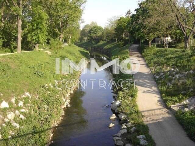 Leben in einer historischen Kleinbahnfabrik mit 3m Raumhöhen - zwischen Rosenhügel und Liesingbach