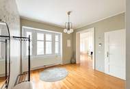 Exclusively furnished attic apartment near Votivpark / including parking space!