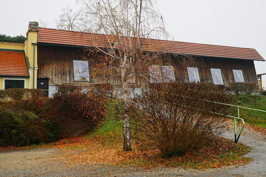 Traumhafte Gastroliegenschaft in der Wachau am Fuße einer Ruine***Donauterrasse***perfekt für Edelgastronomie oder Gourmettempel, Gewerbeobjekt-legalform.pacht, 2.670,00,€, 3500 Krems an der Donau(Stadt)