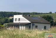Wohnhaus mit großem Garten in sehr sonniger Lage