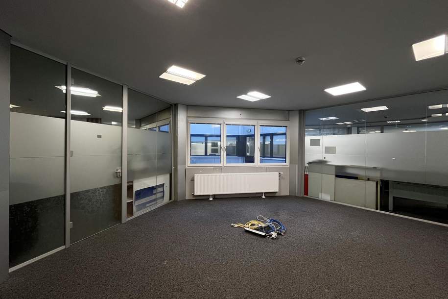 Büro in unmittelbarer Nähe zum Bahnhof, Gewerbeobjekt-miete, 400,20,€, 4800 Vöcklabruck