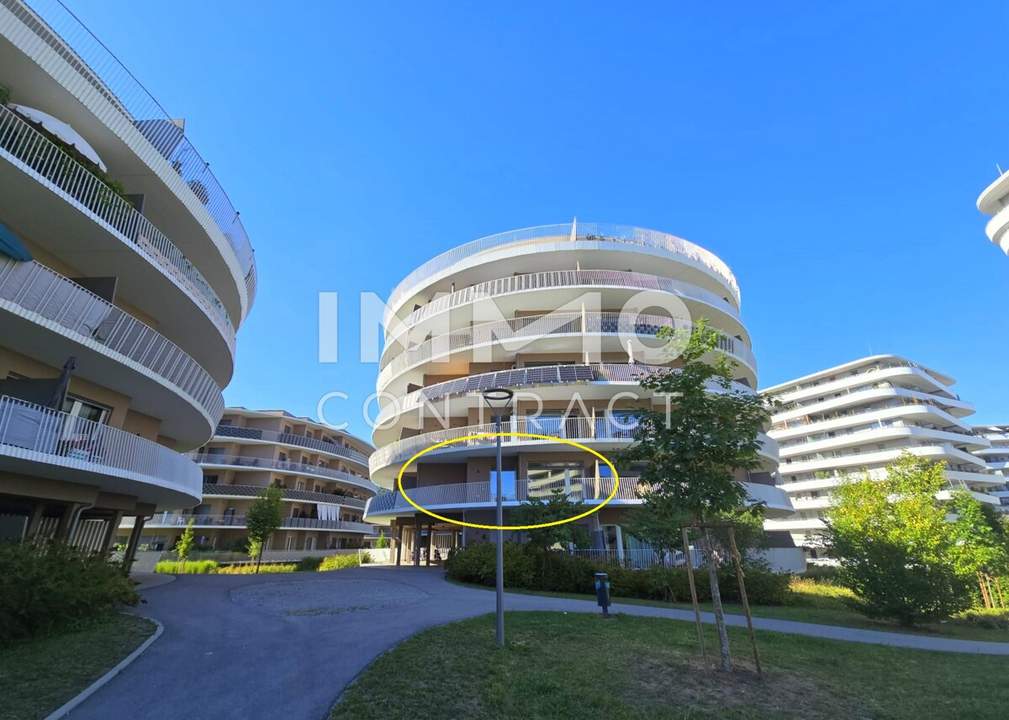 STRASSGANGER Straße 380c : Freundliche 2 Zimmer- Wohnung mit großem Balkon - Straßganger Straße 380 c - Top 12c