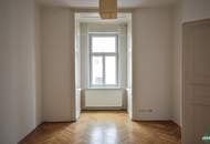 WG-geeignet: Schöner 3,5-Zimmer-Altbau mit hofseitigem Schlafzimmer