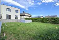 "Ihr neues Zuhause in Reichersdorf – Doppelhaushälfte mit Pool &amp; Traumgarten"