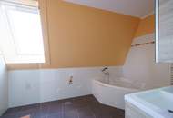 Fantastischer Weitblick in toller Lage - 72,36m² DG-Wohnung mit 37,60m² Dachterrasse und überdachten Parkplatz!