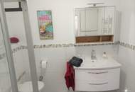 Anlegerwohnung. Sanierte Wohnung in Seeboden sucht neue Eigentümer. Seeblick inklusive.