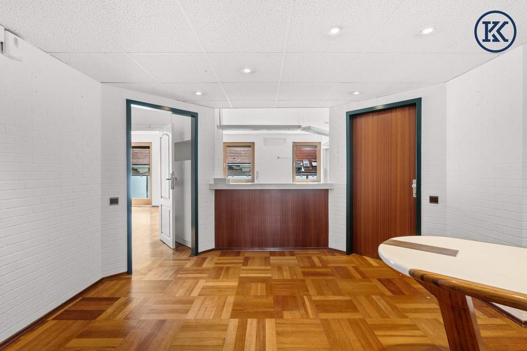 Büro mit Top-Aufteilung & 2 Balkonen im Herzen Meidlings