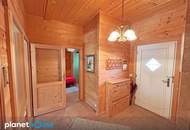 Den Sonnenuntergang betrachten und die Füße im See kühlen