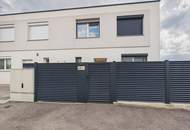 Moderne Doppelhaushälfte mit Pool und 150 m2 Garten – Pottendorf, 30 Minuten von Wien