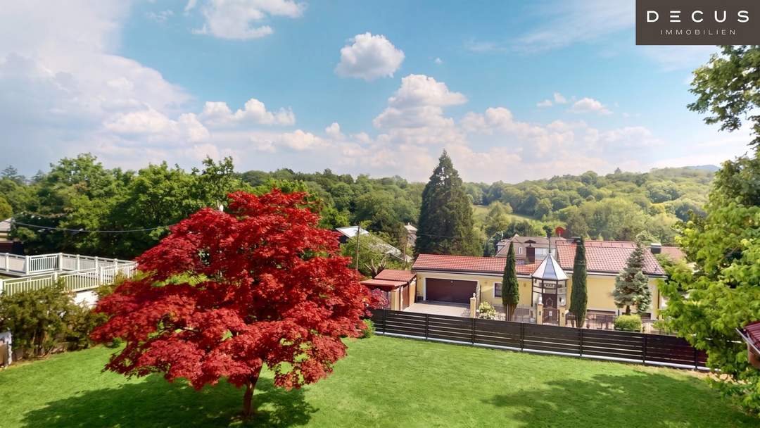 BAUGRUNDSTÜCK IN SONNIGER SÜDLAGE MIT WEITBLICK INS GRÜNE