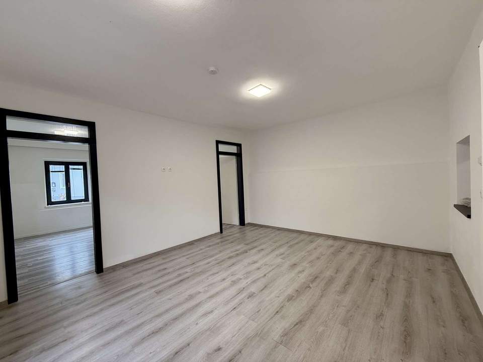 Moderne 3-Zimmer-Wohnung inkl. Parkplatz ab Oktober zu vergeben!