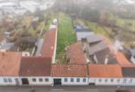 "Großzügiges Grundstück mit Altbestand"