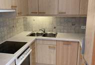 SPITZENLAGE Wohnung und Garage - ruhig am Park und doch zentral