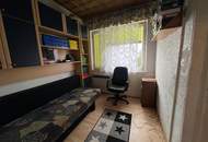 Geräumiges Wohnhaus zum Sanieren