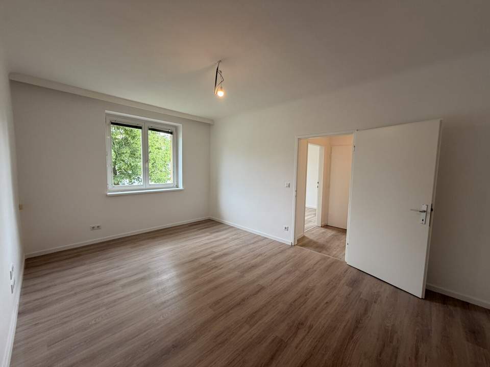 Brauhausstraße - 6 Zimmer Wohnung zu vermieten