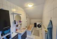 1- bis 2-Familienhaus in erhöhter Lage mit Fernsicht und moderner Solar-/Wärmetechnik