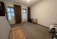 NEU - Sanierungsbedürftige 2-Zimmer Altbauwohnung nahe A1 Hauptsitz - ruhige Hoflage