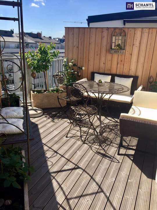 Urbaner Wohnluxus: Exklusive DG-Wohnung mit Terrasse &amp; spektakulärem Fernblick