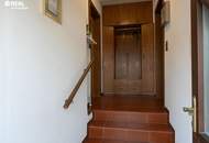 Schöne, ruhige Liegenschaft in guter Nachbarschaft - 145m² Wfl., 4,5 Zi., Doppelgarage, Carport, Keller und Pool!