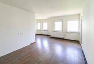 Attraktive Anlegerwohnung: Großzügige 4-Zimmer-Wohnung mit Seeblick